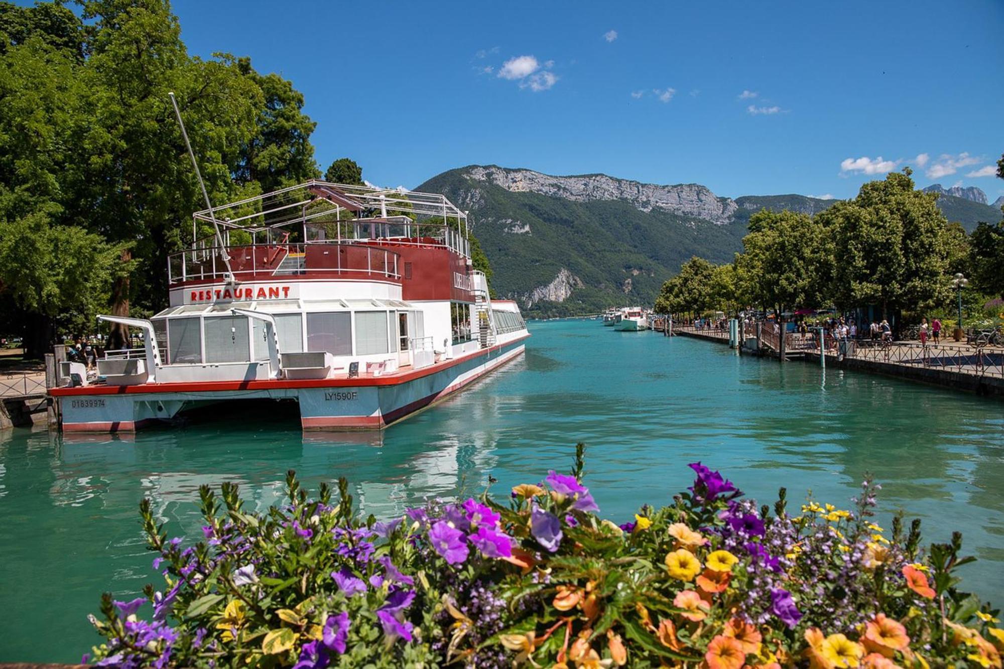 Reflet Bleu Du Lac D'Annecy 3 Etoiles - Face Au Lac, Parking Gratuit, Paddle Board Doussard Zewnętrze zdjęcie